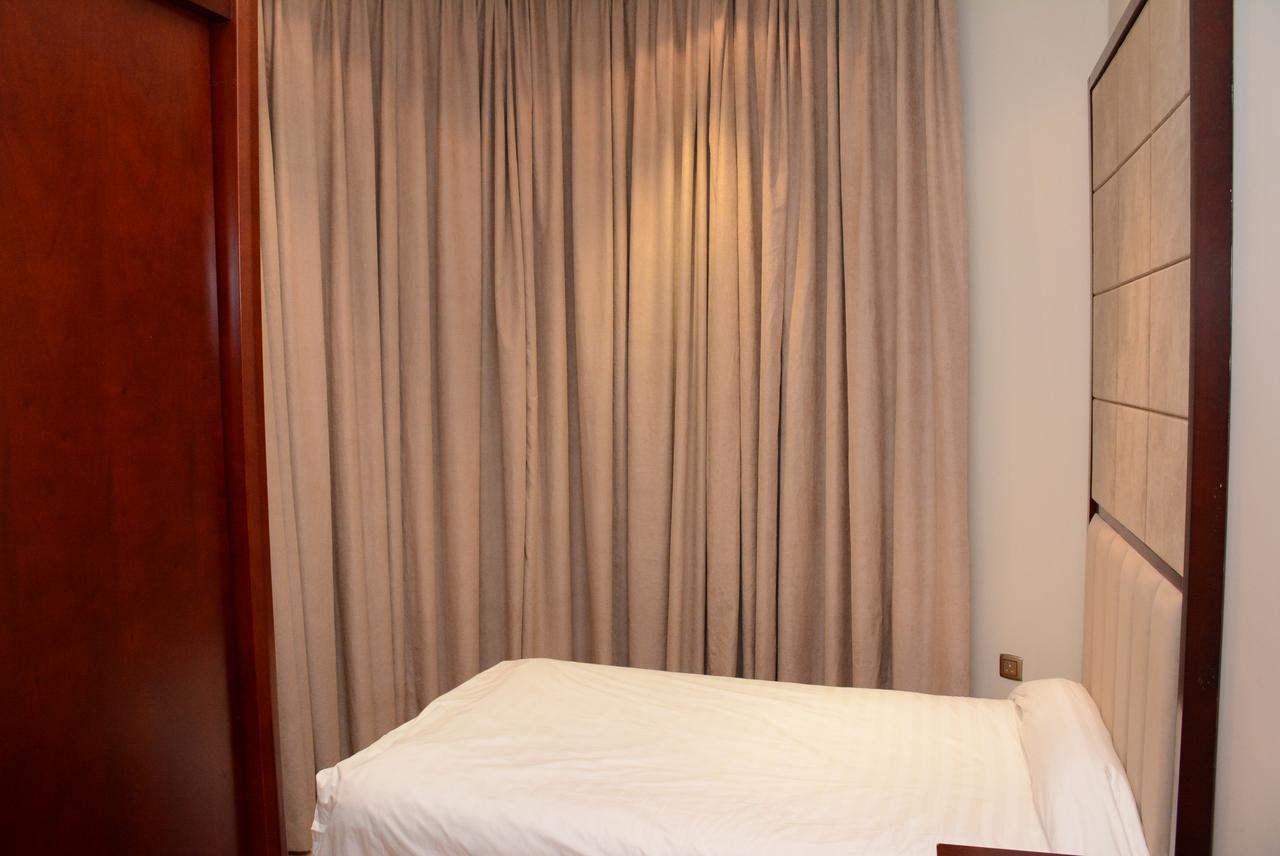 Topaz Furnished Apartments リヤード エクステリア 写真