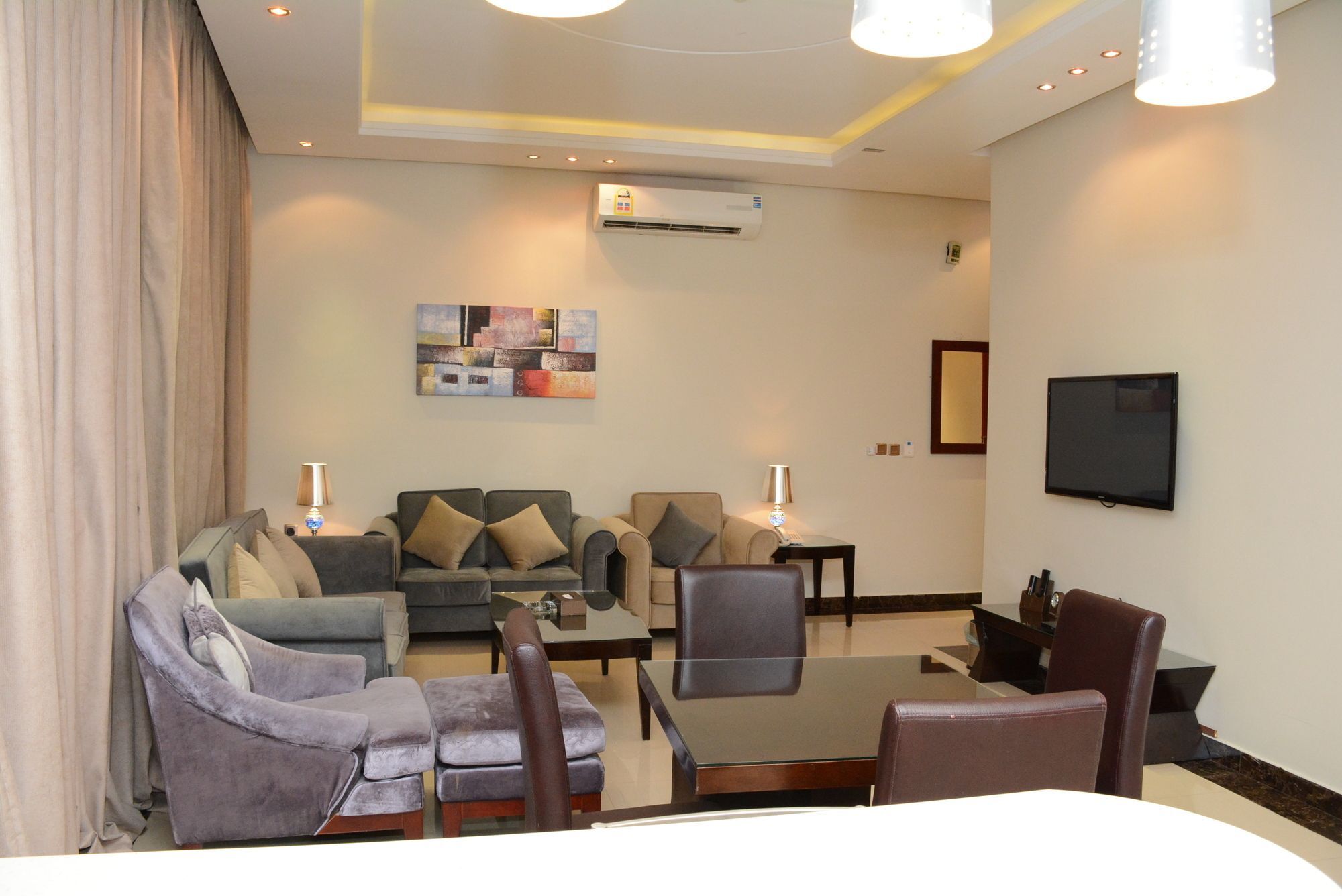 Topaz Furnished Apartments リヤード エクステリア 写真
