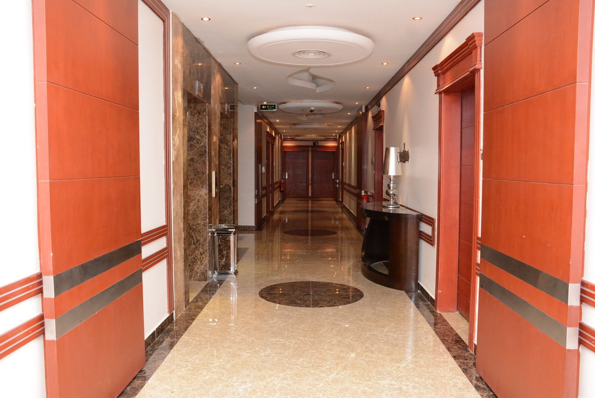 Topaz Furnished Apartments リヤード エクステリア 写真