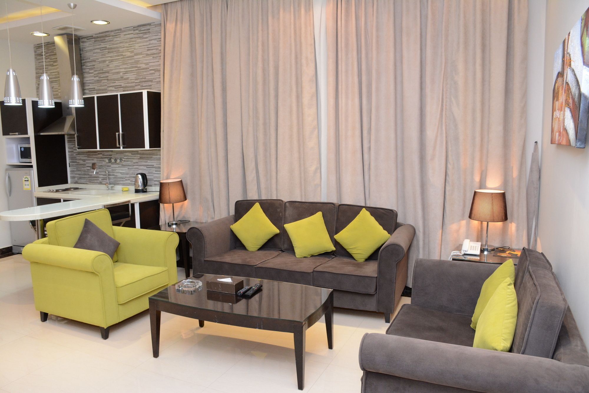 Topaz Furnished Apartments リヤード エクステリア 写真